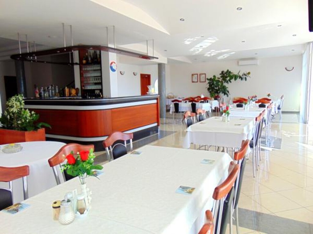 Image 3813369 - 4