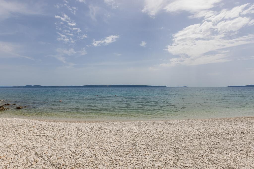 Image 3813433 - 15