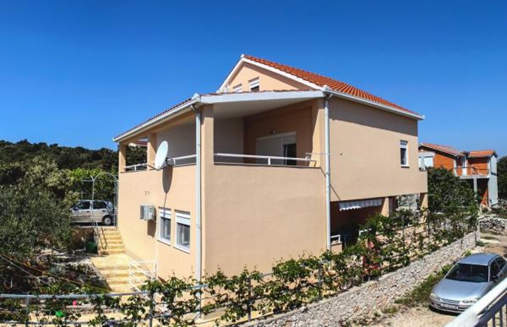 Image 3812276 - 5