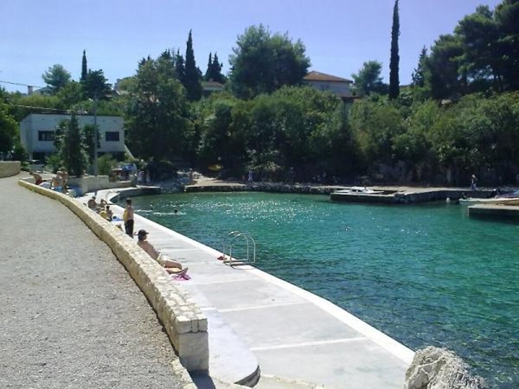 Image 3811034 - 25