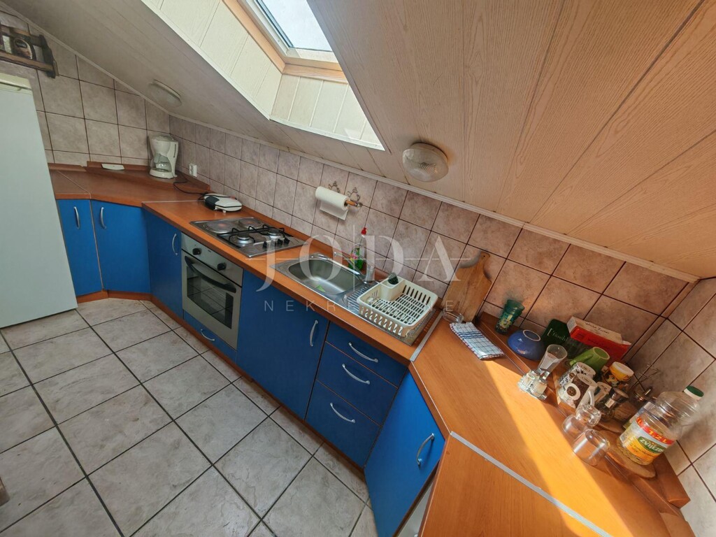 Image 6332606 - 7