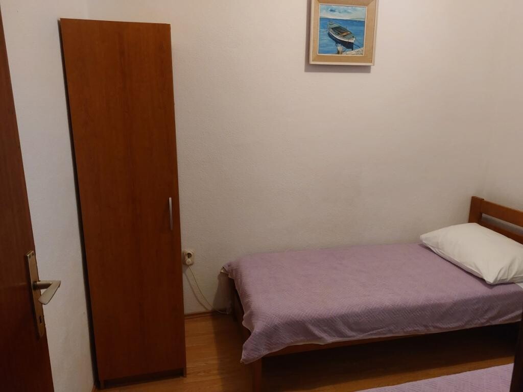 Image 3812968 - 4