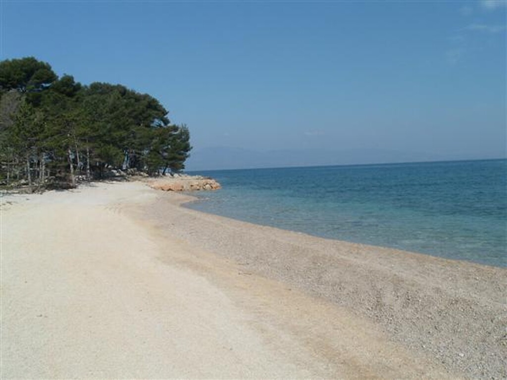 Image 3811069 - 10