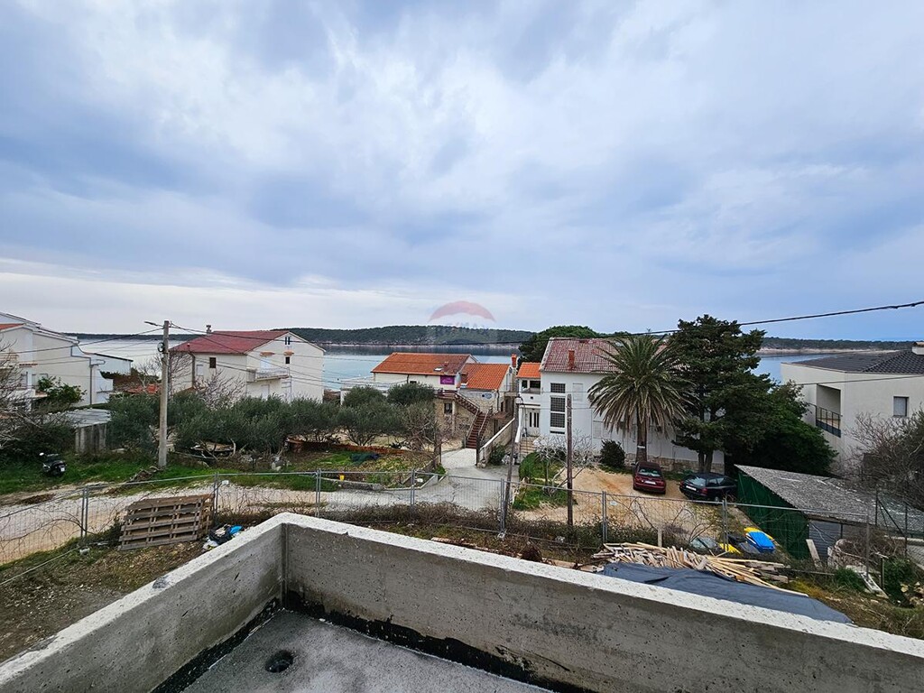 Image 10