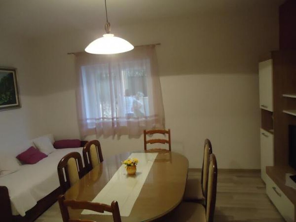 Image 3812280 - 4