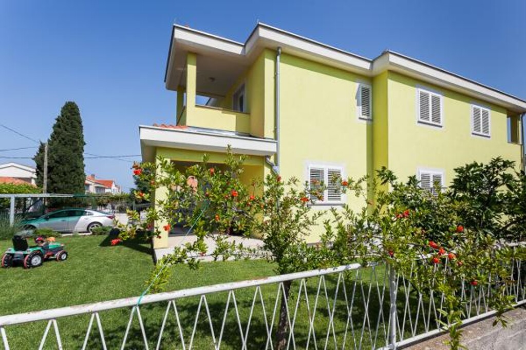 Image 3811849 - 3