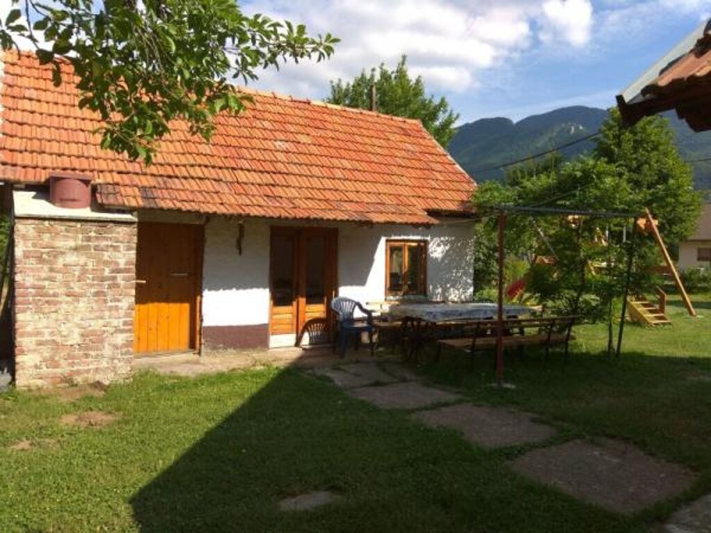 Image 3823675 - 4