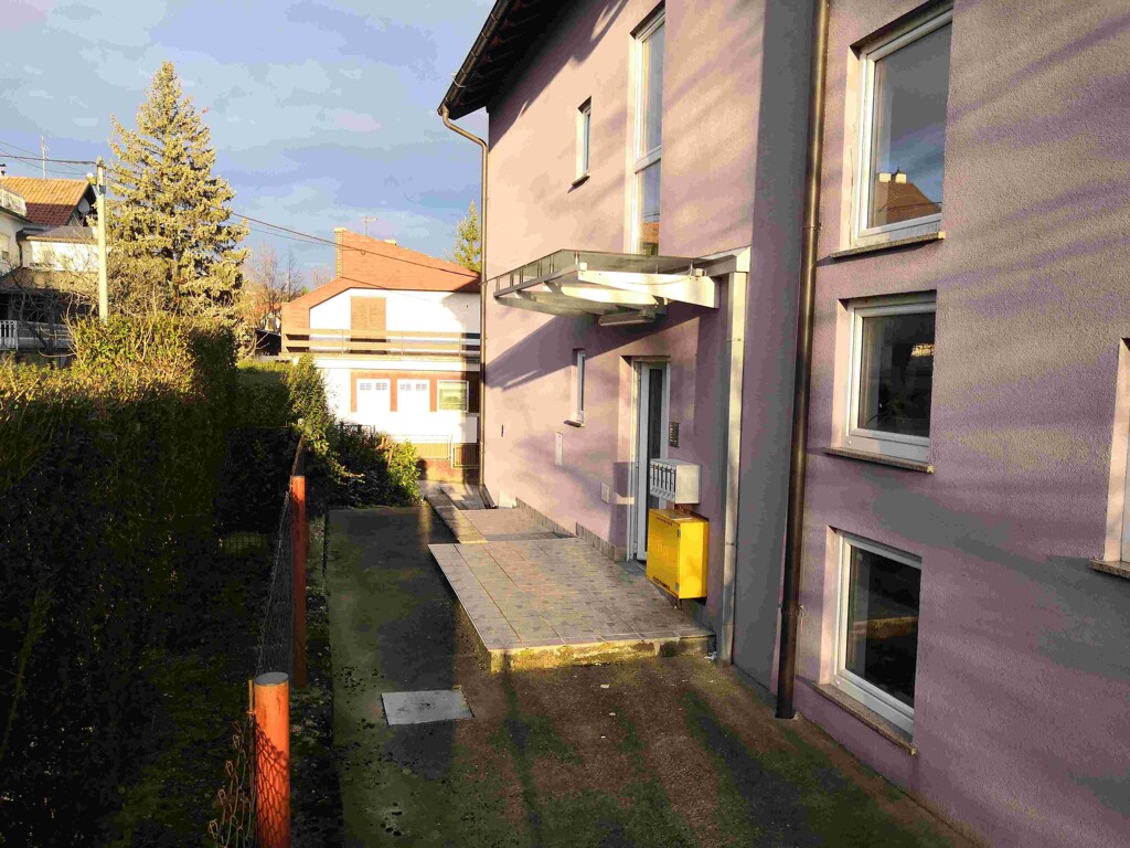 Image 12