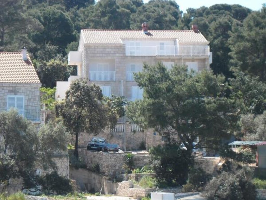 Image 3810595 - 7