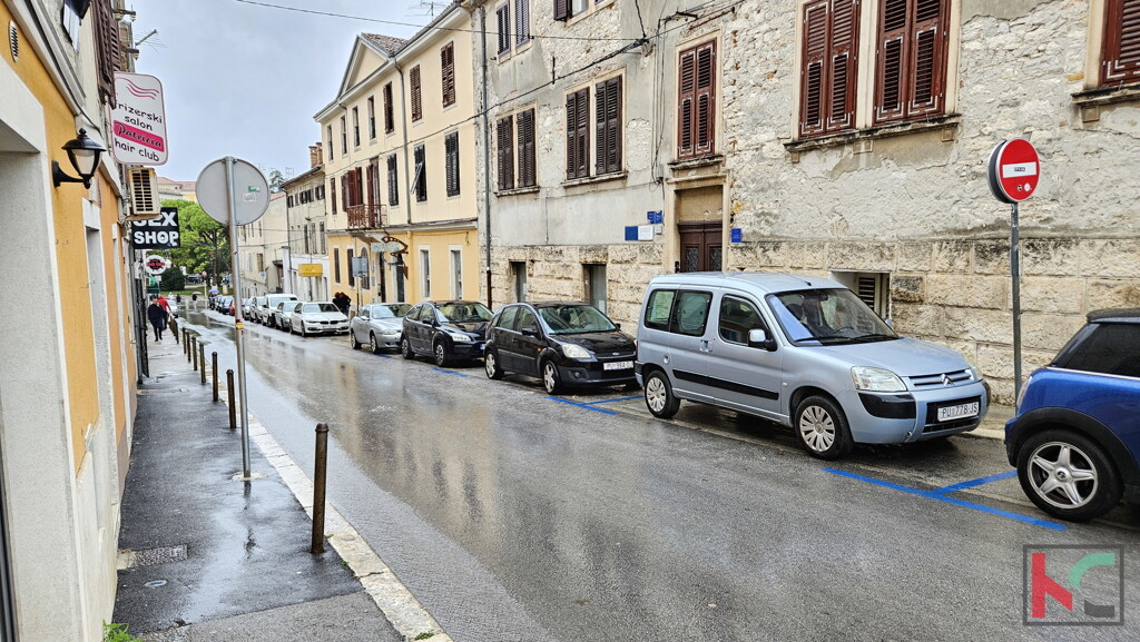 Image 12