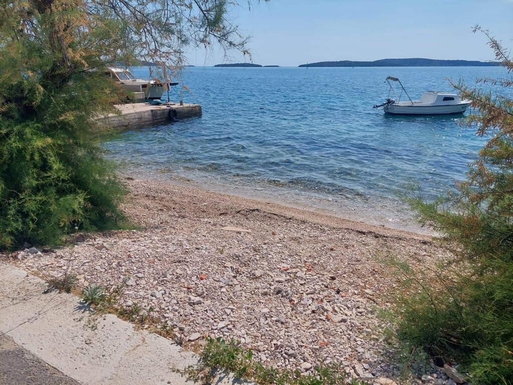 Image 3813254 - 12