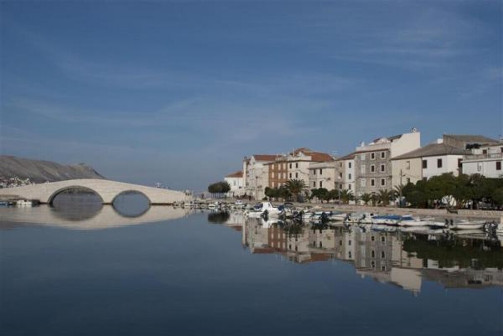 Image 3812859 - 28