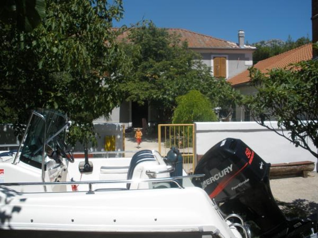 Image 3813354 - 3