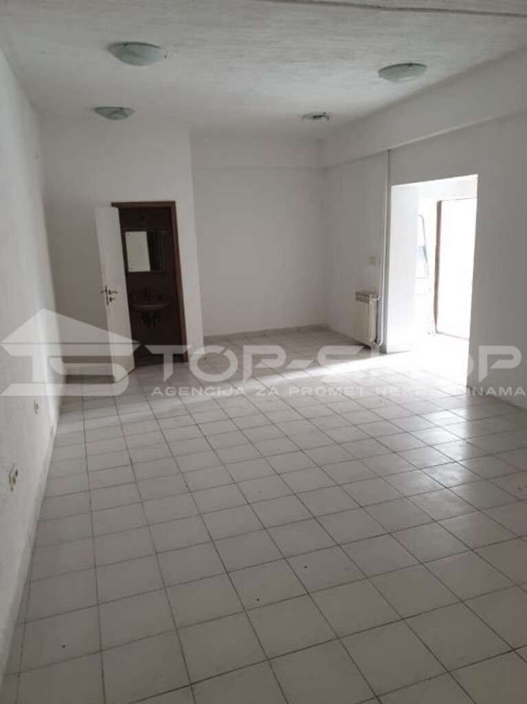 Image 12