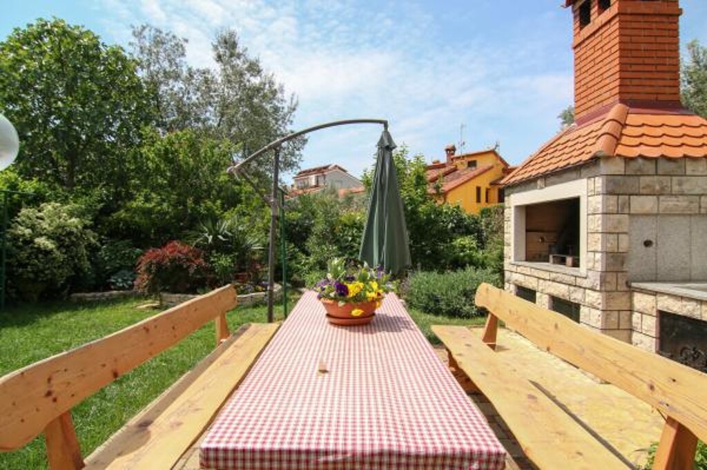 Image 3814528 - 3