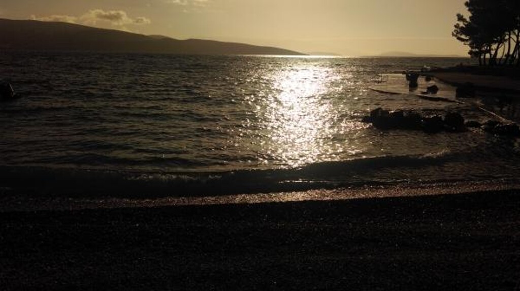 Image 3838735 - 3