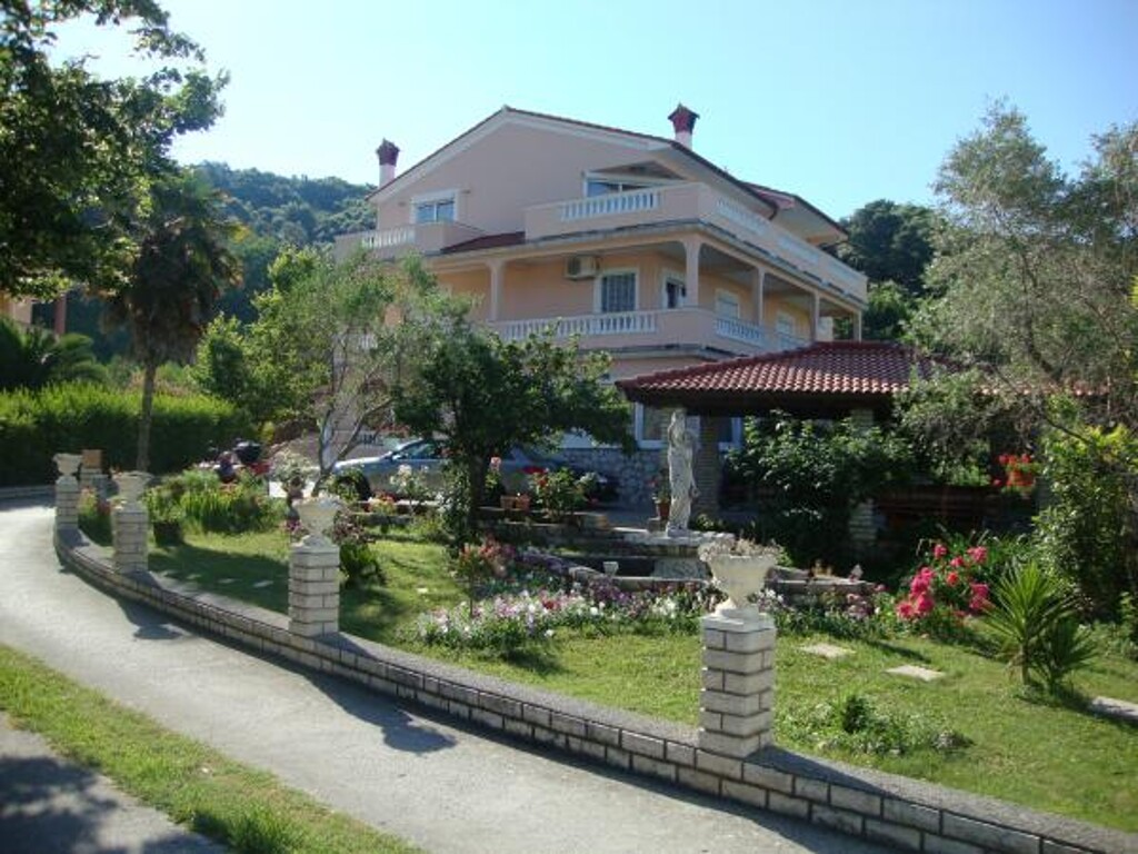 Image 3814585 - 1