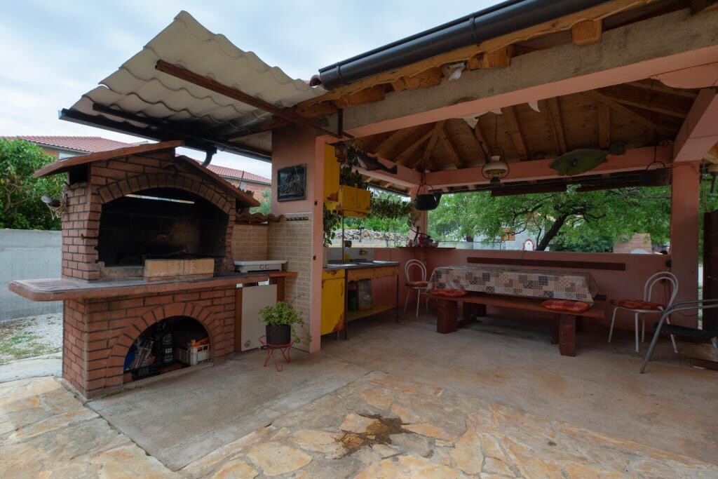 Image 3813560 - 5