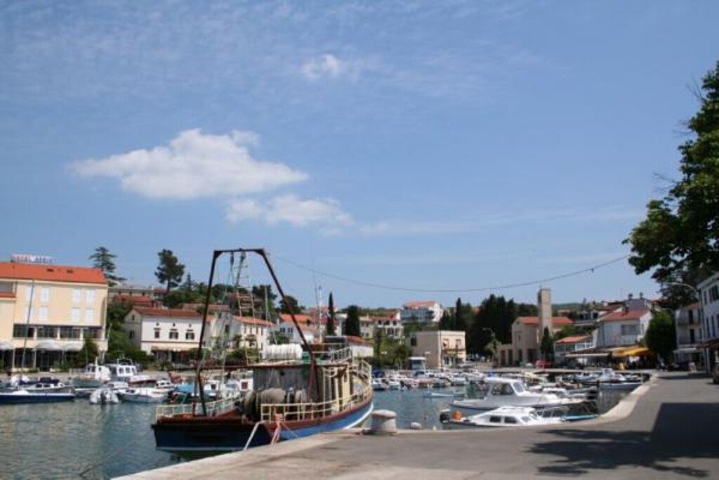 Image 3813361 - 13