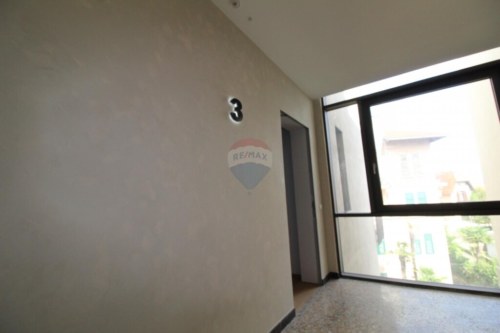 Image 5425626 - 9