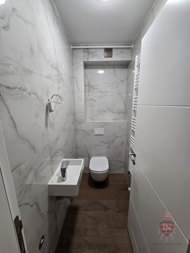 Image 12