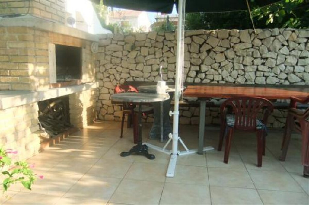 Image 3810821 - 8