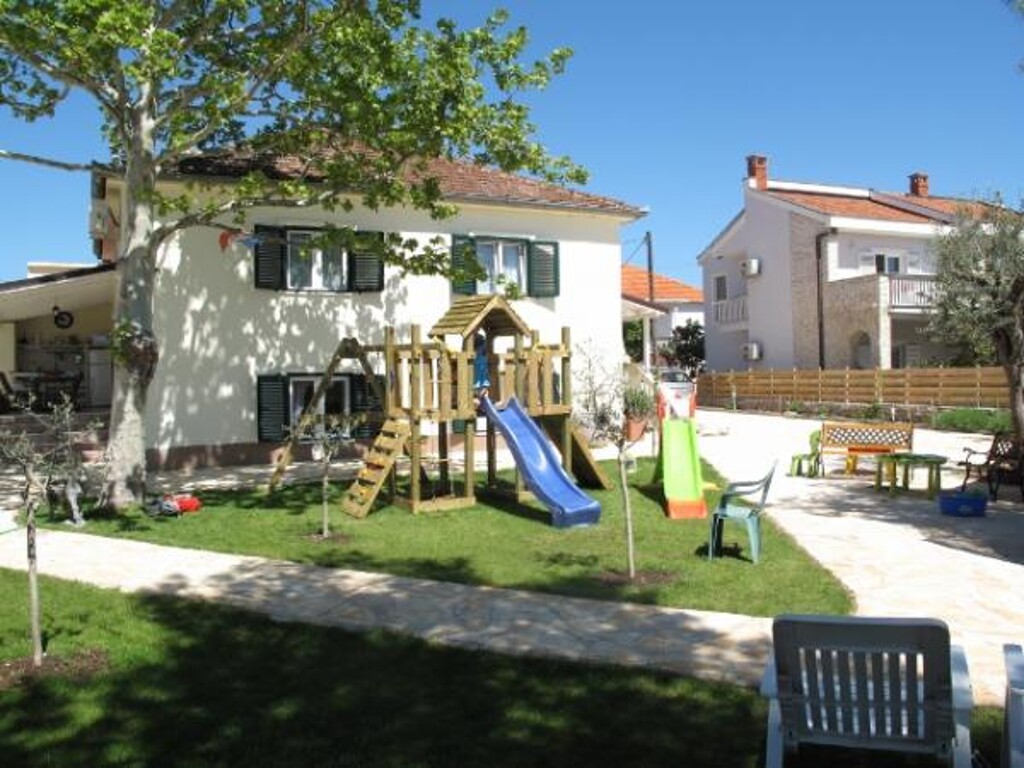 Image 3811093 - 13