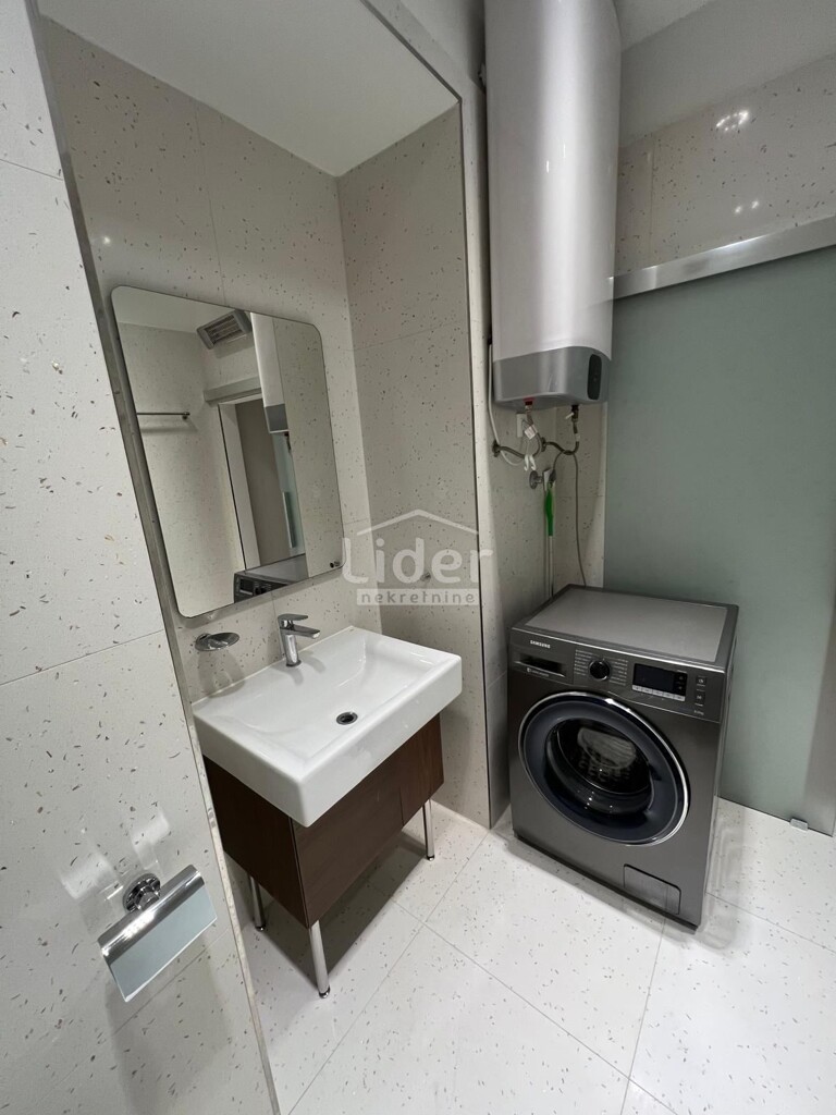 Image 9