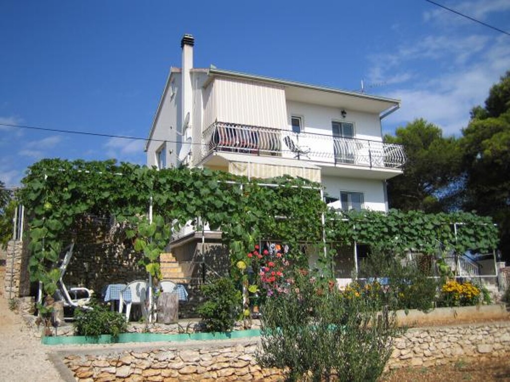 Image 3813321 - 6