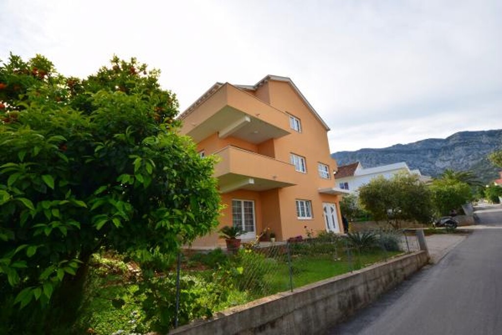 Image 3813928 - 2