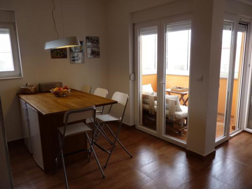 Image 3812974 - 7
