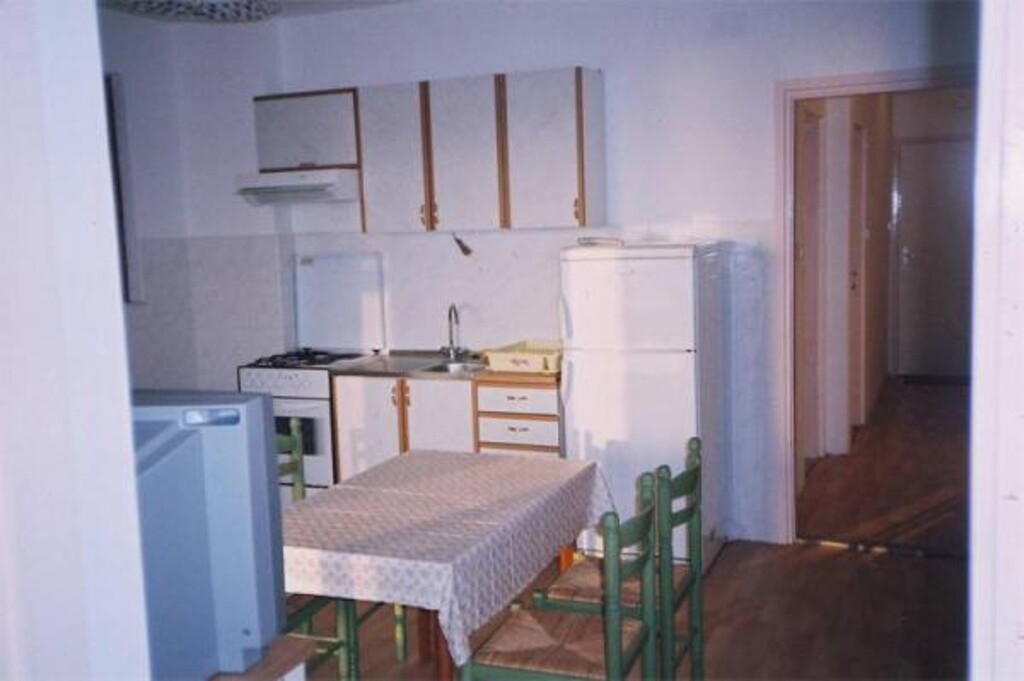 Image 4687220 - 10