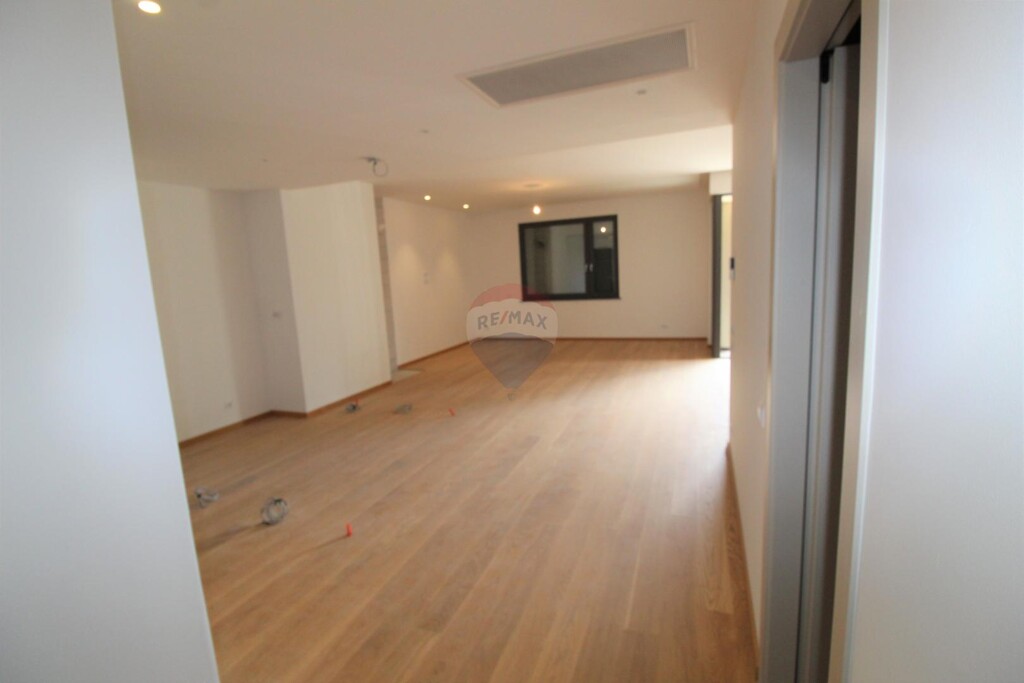 Image 5425627 - 6