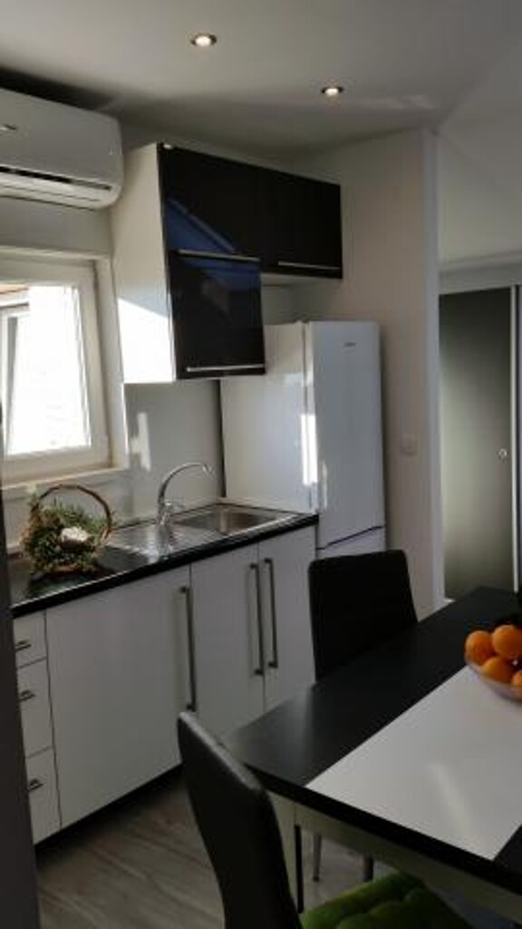Image 3814543 - 5
