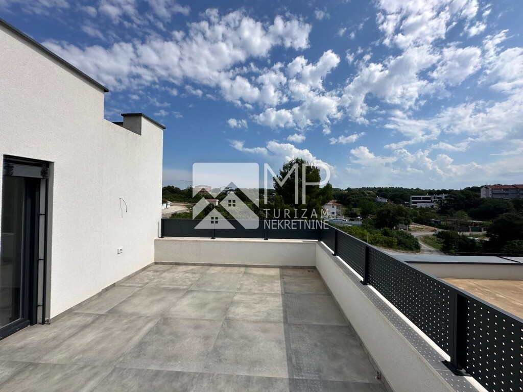 Image 6185976 - 21