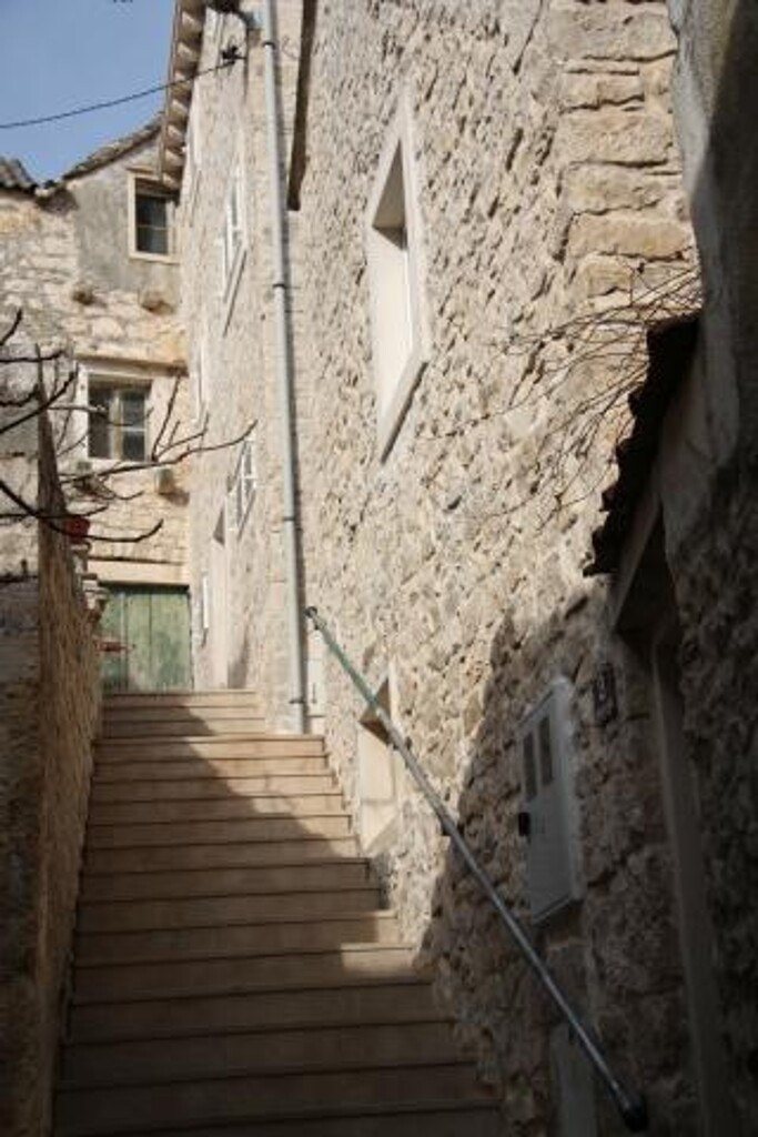 Image 3813973 - 11