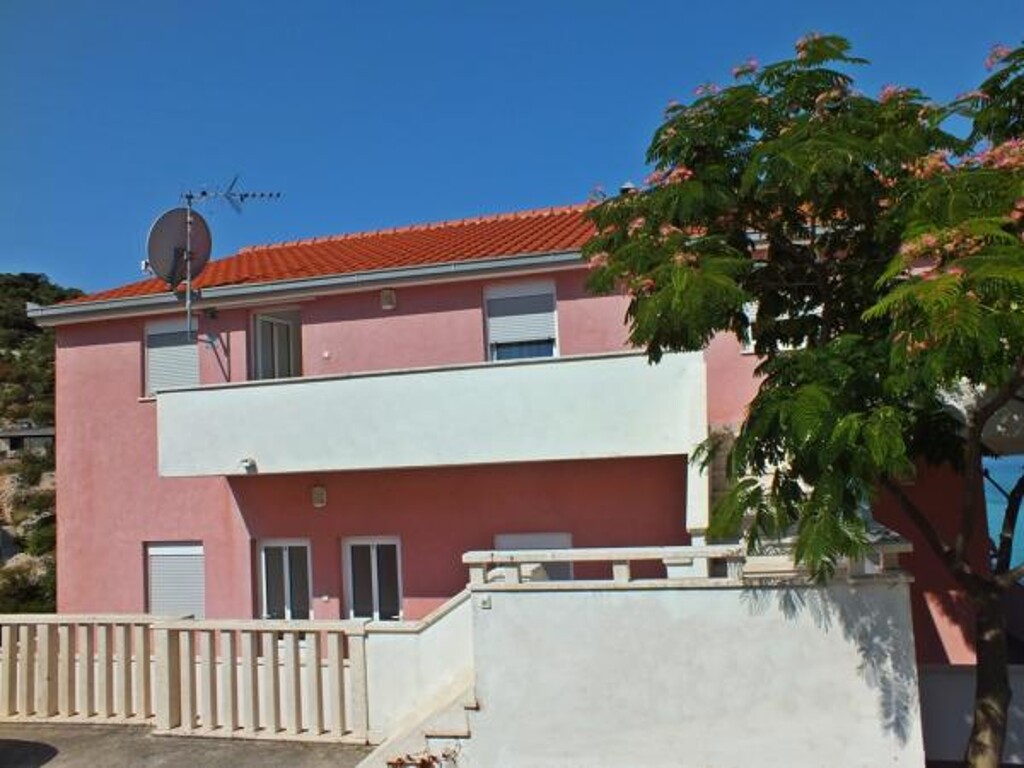 Image 3813688 - 3