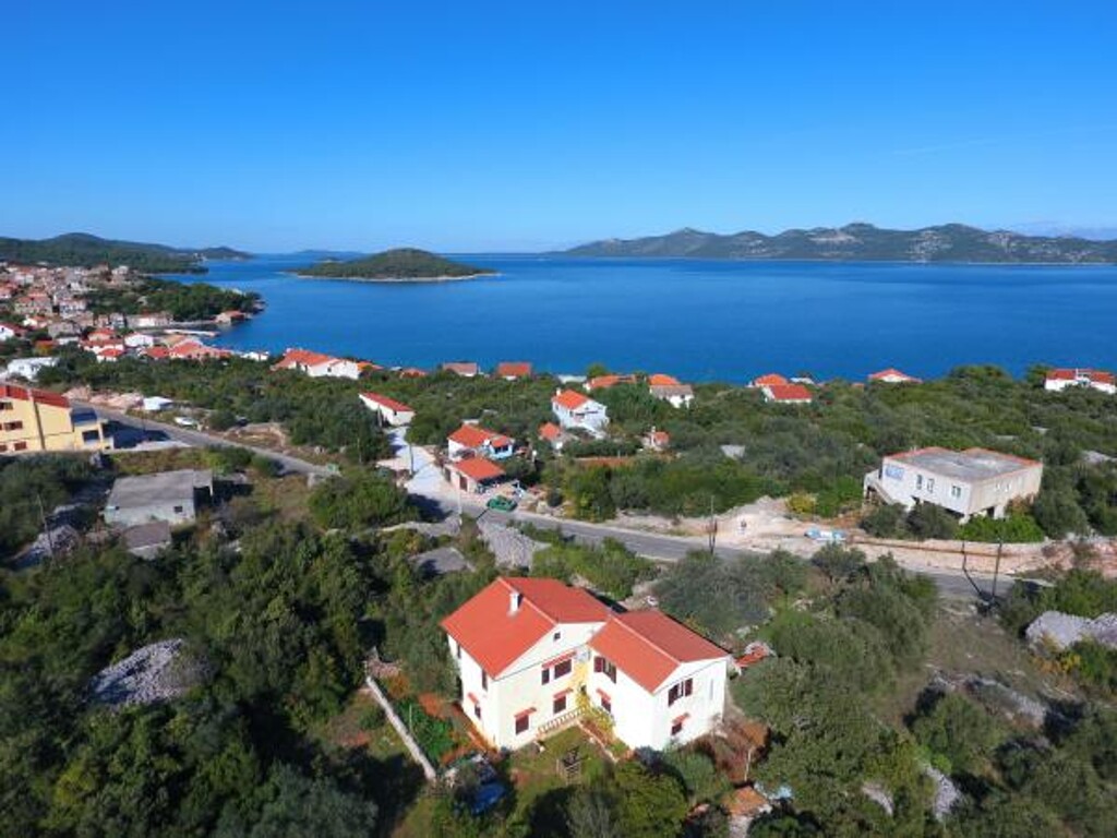 Image 3813717 - 2