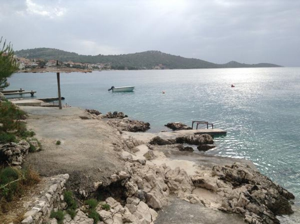 Image 3812330 - 14