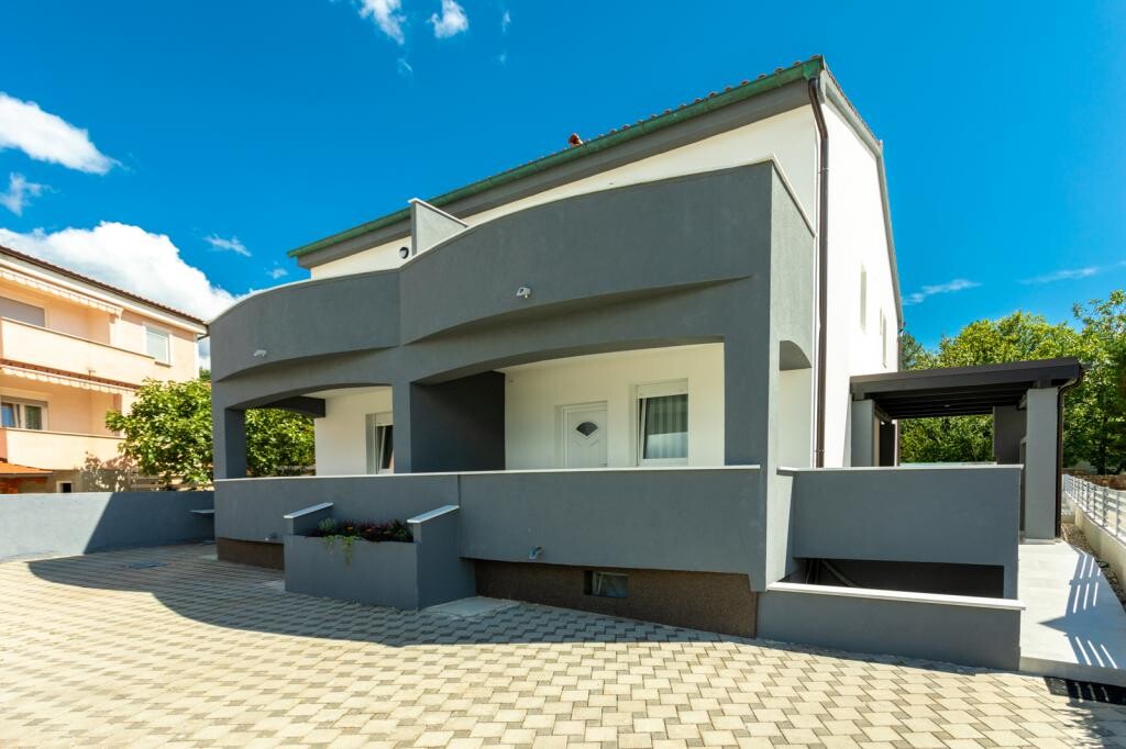 Image 3813212 - 11