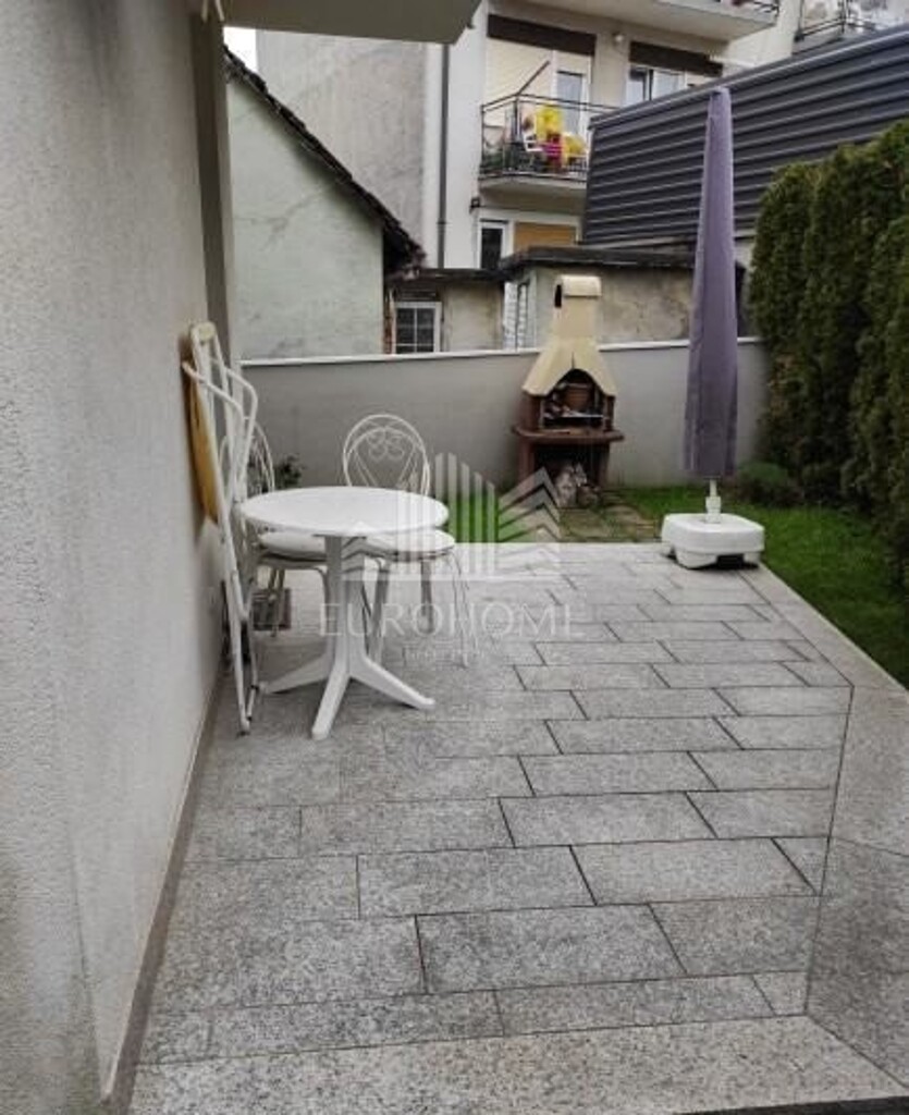 Image 12