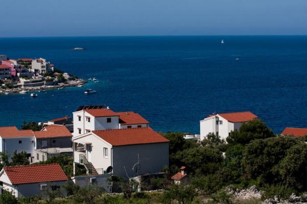 Image 3815100 - 11
