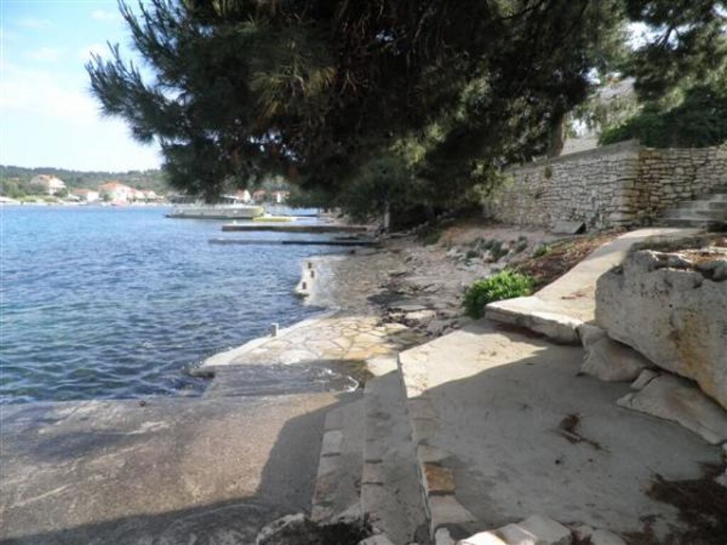 Image 3838566 - 15