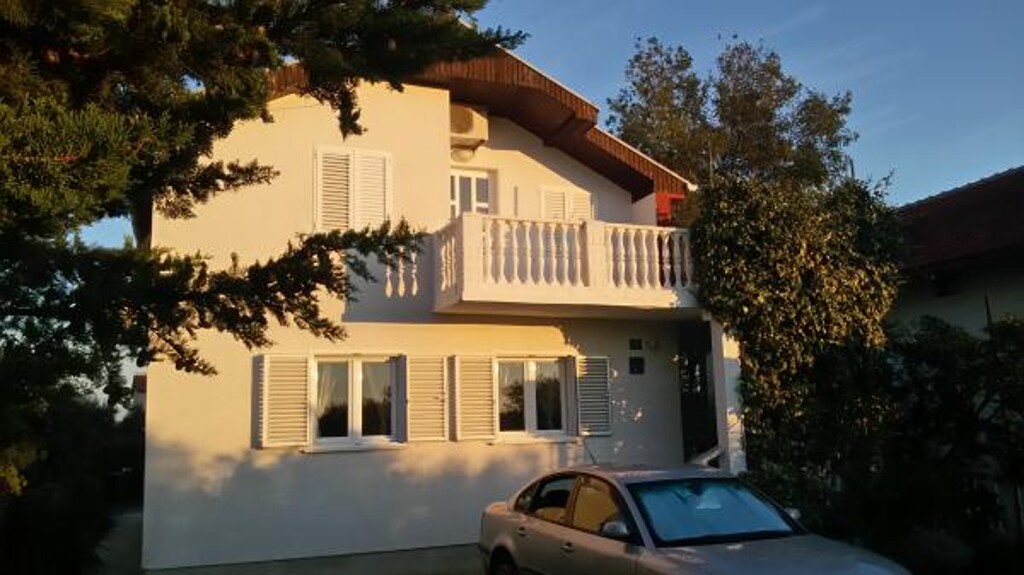 Image 3814103 - 1