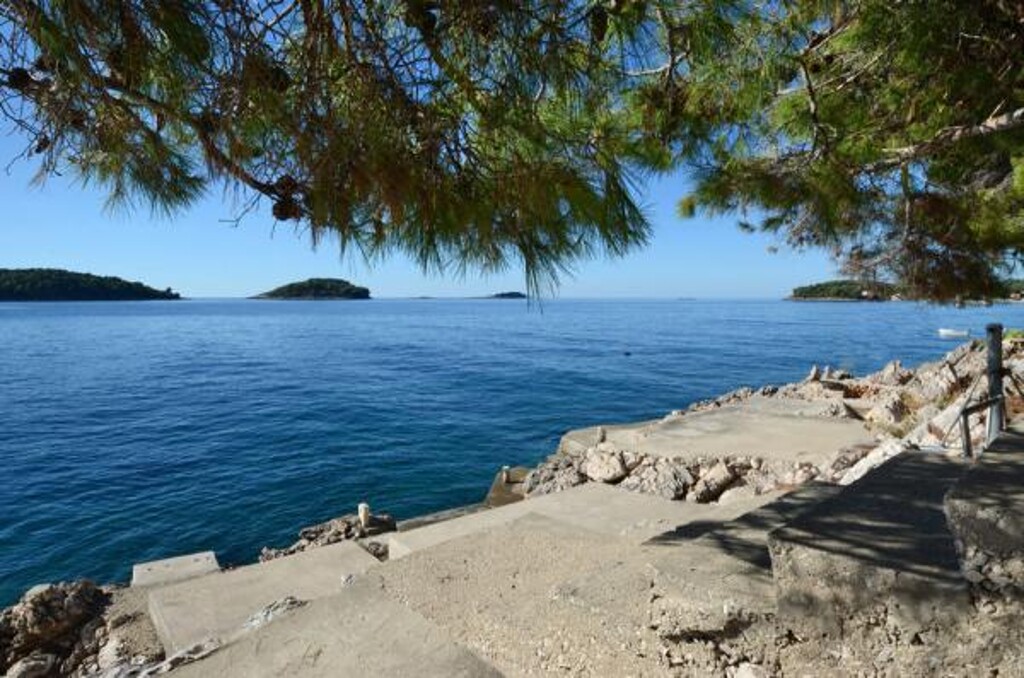 Image 3814627 - 4