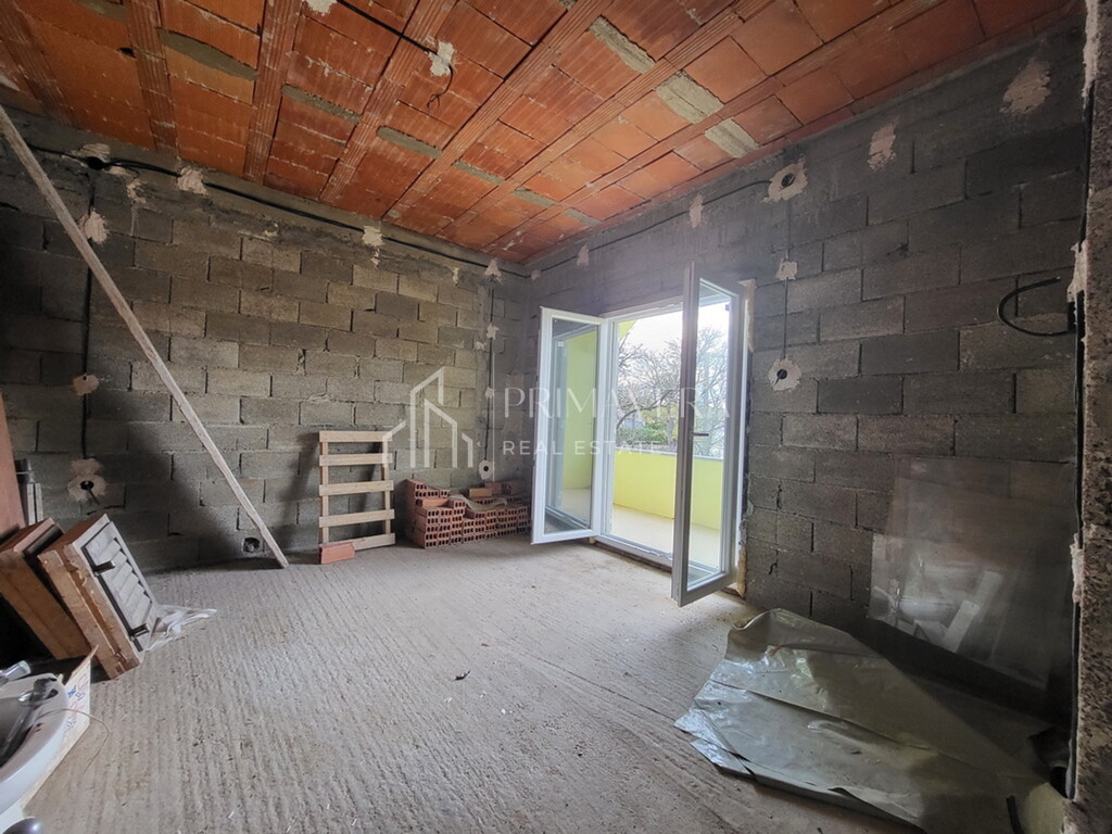Image 12