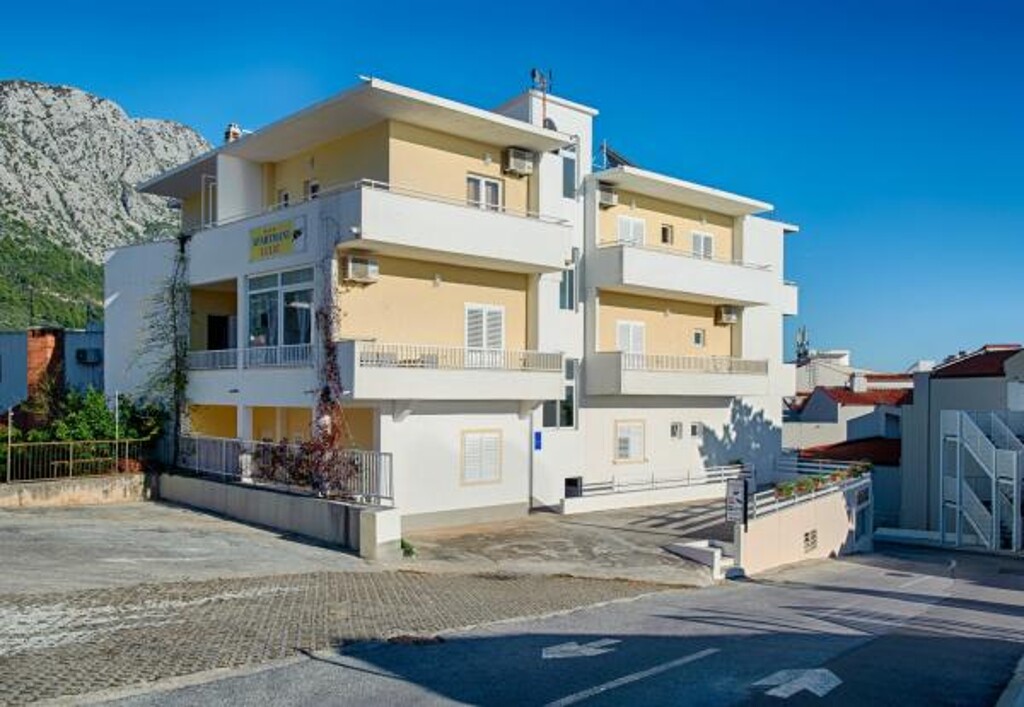 Image 3815187 - 6