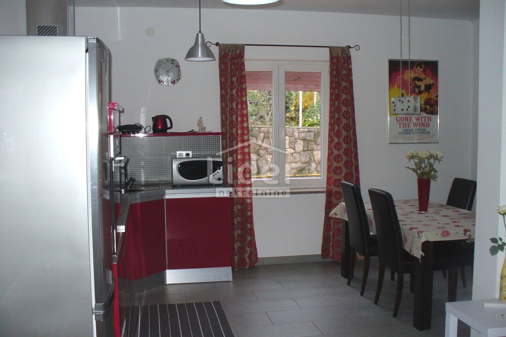 Image 1334469 - 3