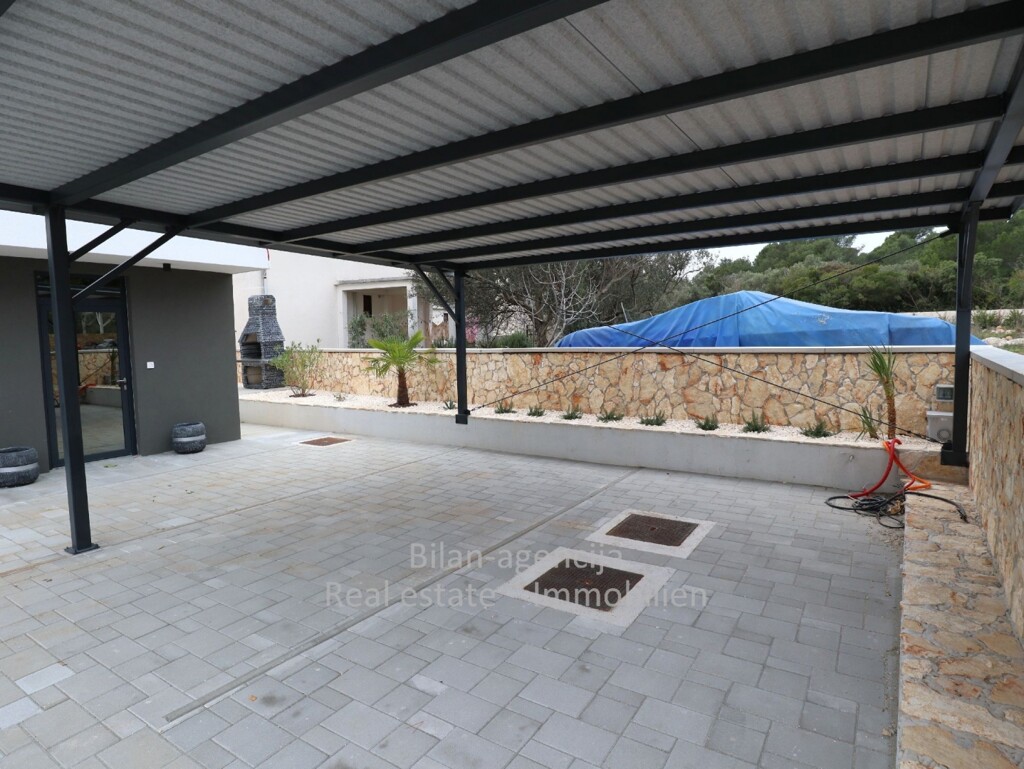 Image 5900175 - 5