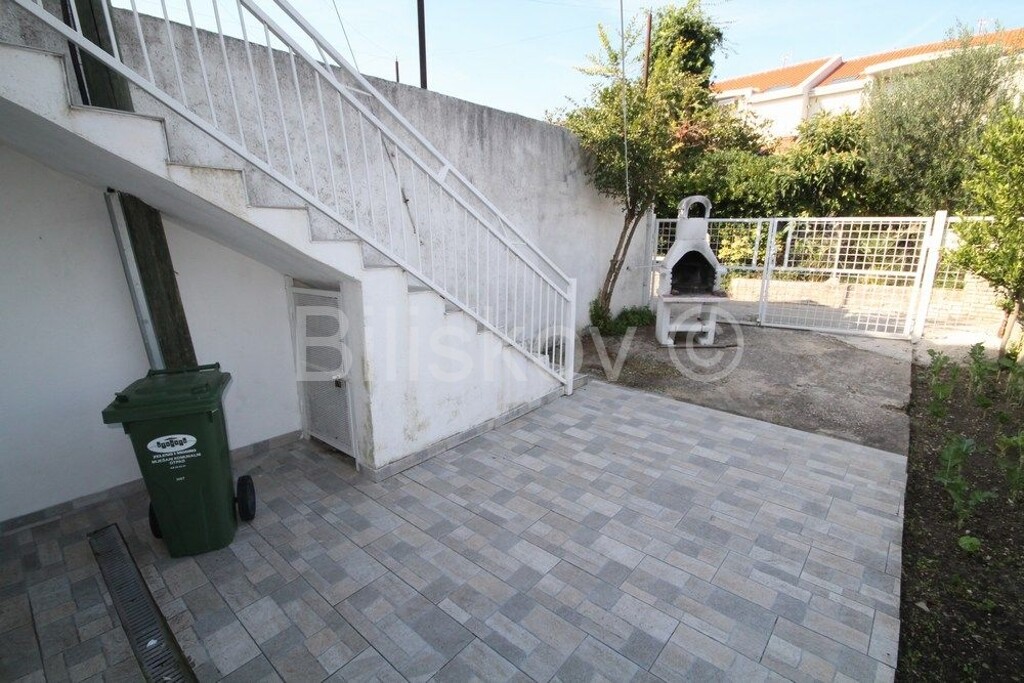 Image 6164286 - 10